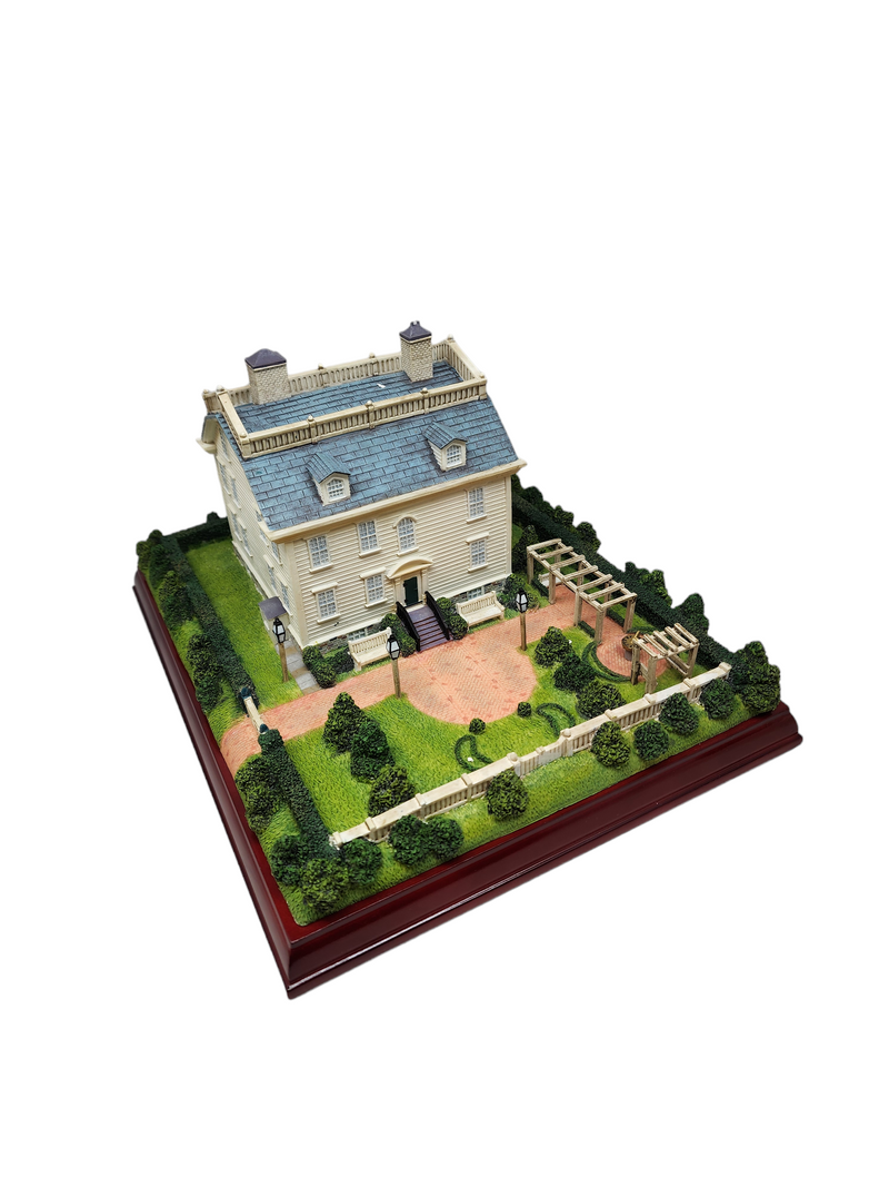 Newport Mansions - Hunter House - Miniature Reproduction